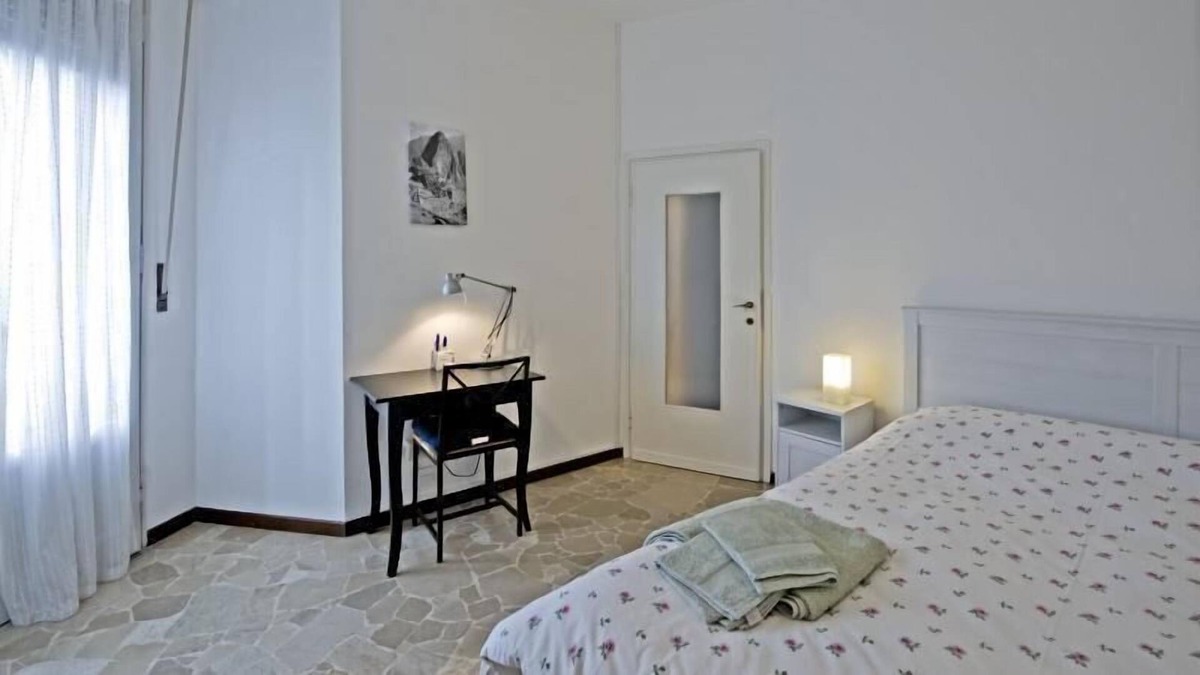 Chiesa Rossa Apartment | Holiday apartment Morivione for 1 - 4 persons with 3 bedrooms - Holiday apartment
