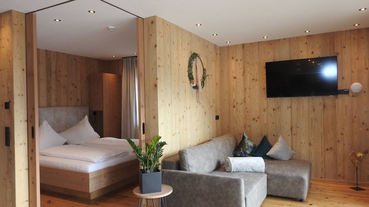 Grossarl Apartment | Holiday Apartment 'Mountain Suite No°203' with Mountain View, Balcony and Wi-Fi
