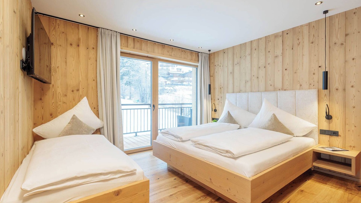Grossarl Apartment | Holiday Apartment 'Mountain Suite No°201' with Mountain View, Balcony and Wi-Fi