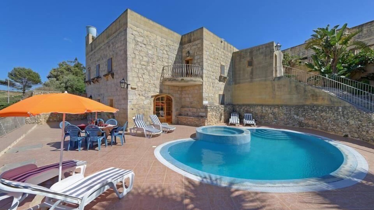 Munxar Apartment | Holiday apartment Munxar for 1 - 6 persons with 3 bedrooms - Holiday apartment
