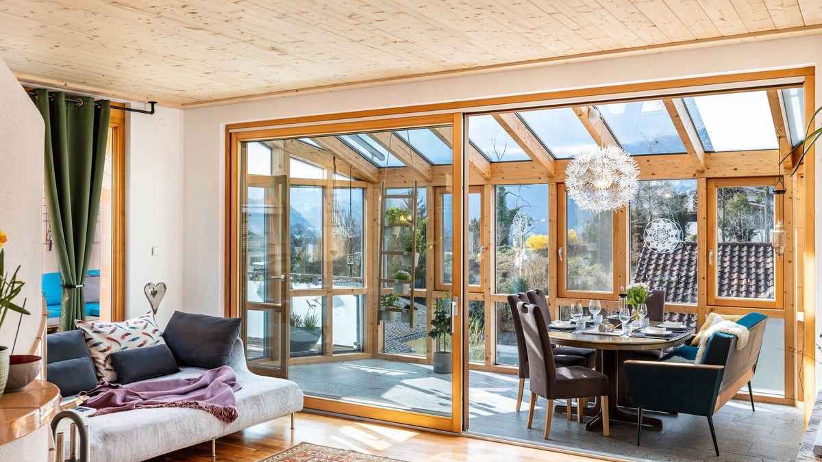 Thuringen Apartment | Holiday Apartment 'Nearby' with Mountain View, Private Terrace and Wi-Fi