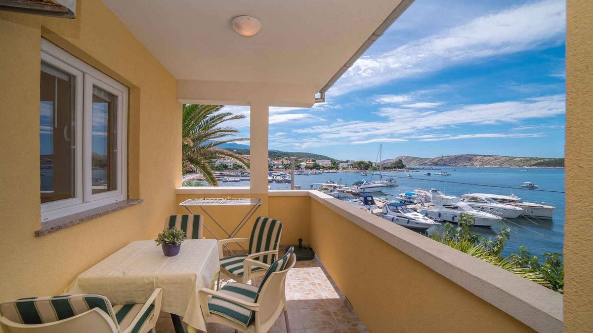 Barbat na Rabu Apartment | Holiday apartment near the sea