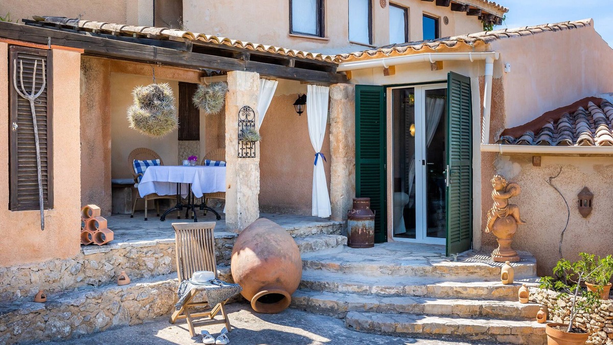 Son Macia Villa | Holiday Apartment Petit "Adults Only-Mallorca" with Shared Pool and Wi-Fi