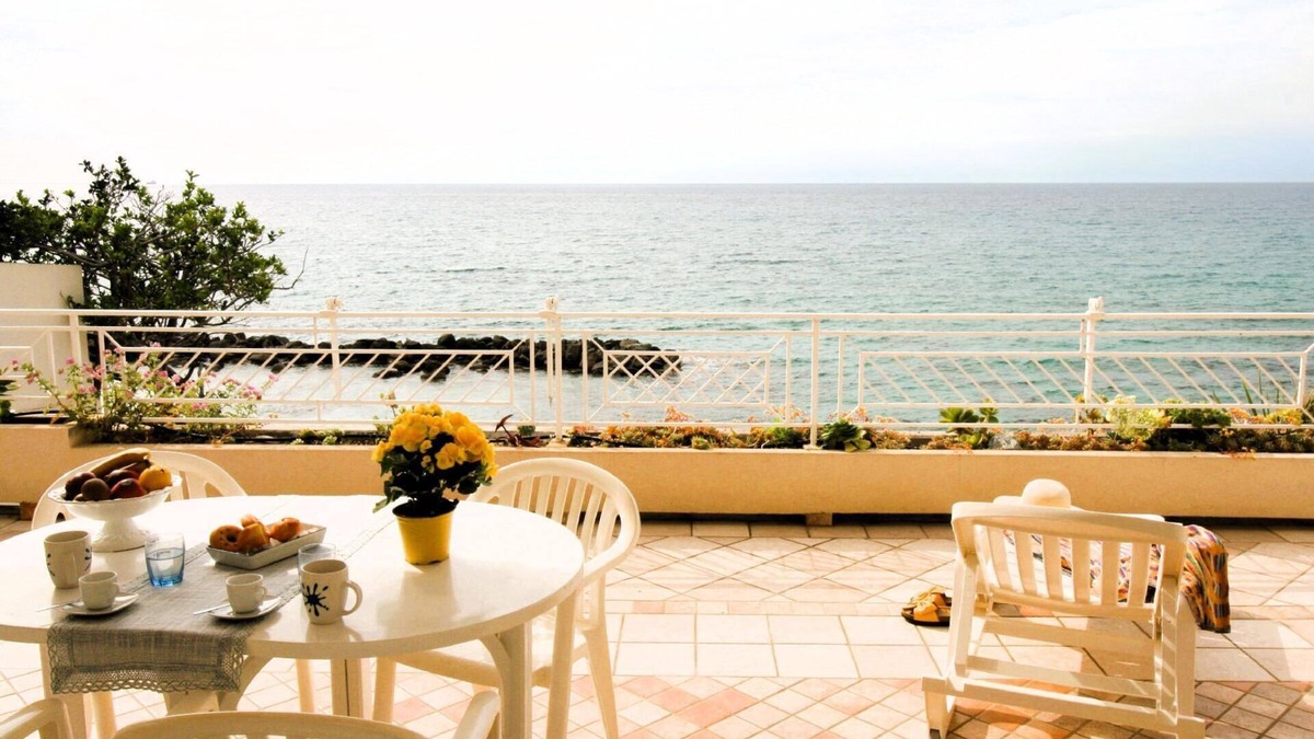 Pizzo Apartment | Holiday apartment Pizzo for 1 - 6 persons with 3 bedrooms - Twin house
