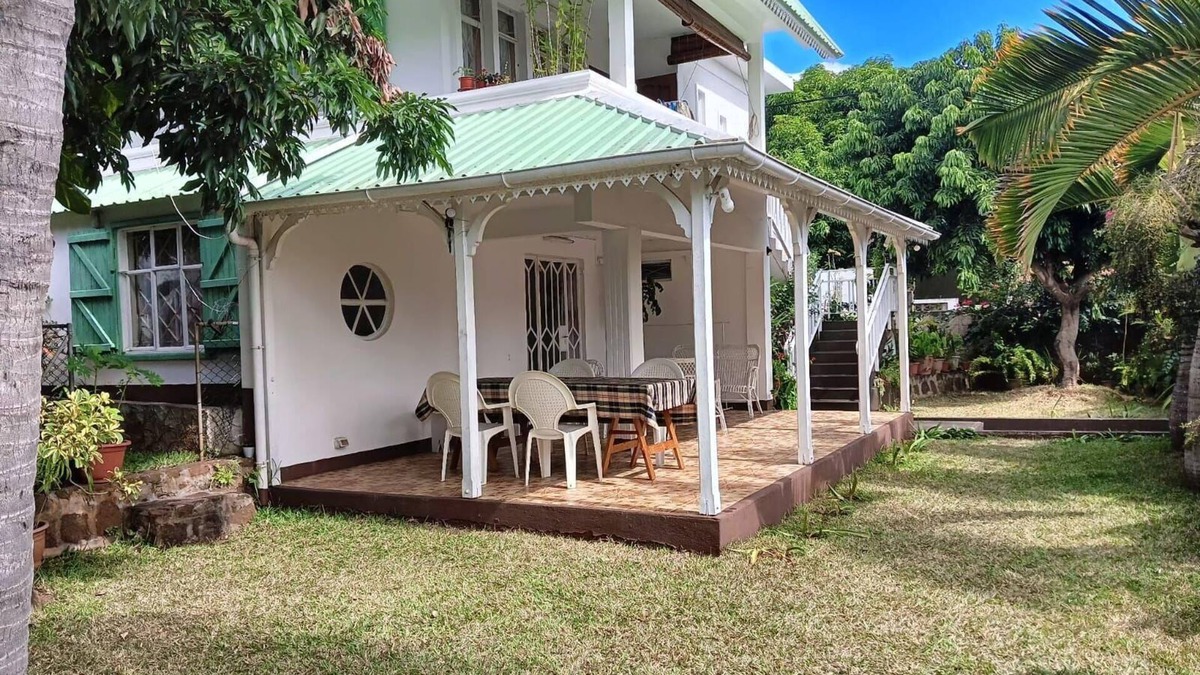 Pointe Aux Sables Apartment | Holiday apartment Port Louis for 1 - 3 persons with 1 bedroom - Holiday apartment