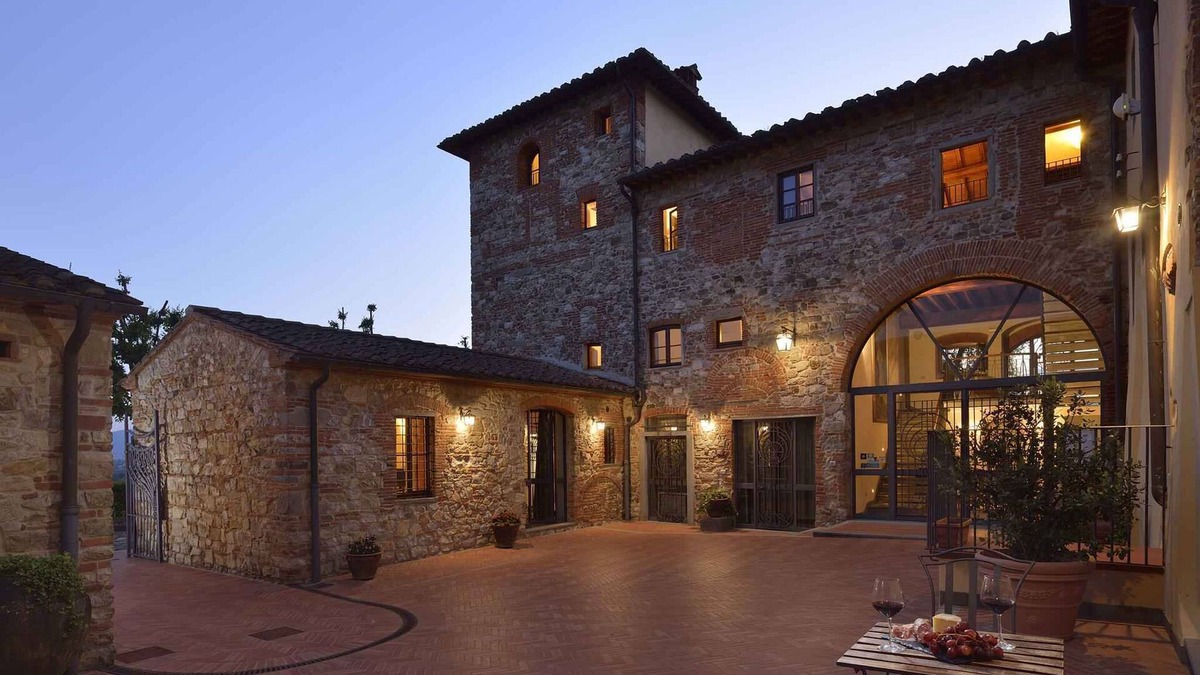 Santomato Apartment | Holiday apartment- Rooms with an outdoor pool