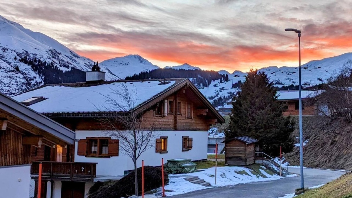 Tujetsch Apartment | Holiday apartment Rueras for 1 - 6 persons with 3 bedrooms - Holiday apartment