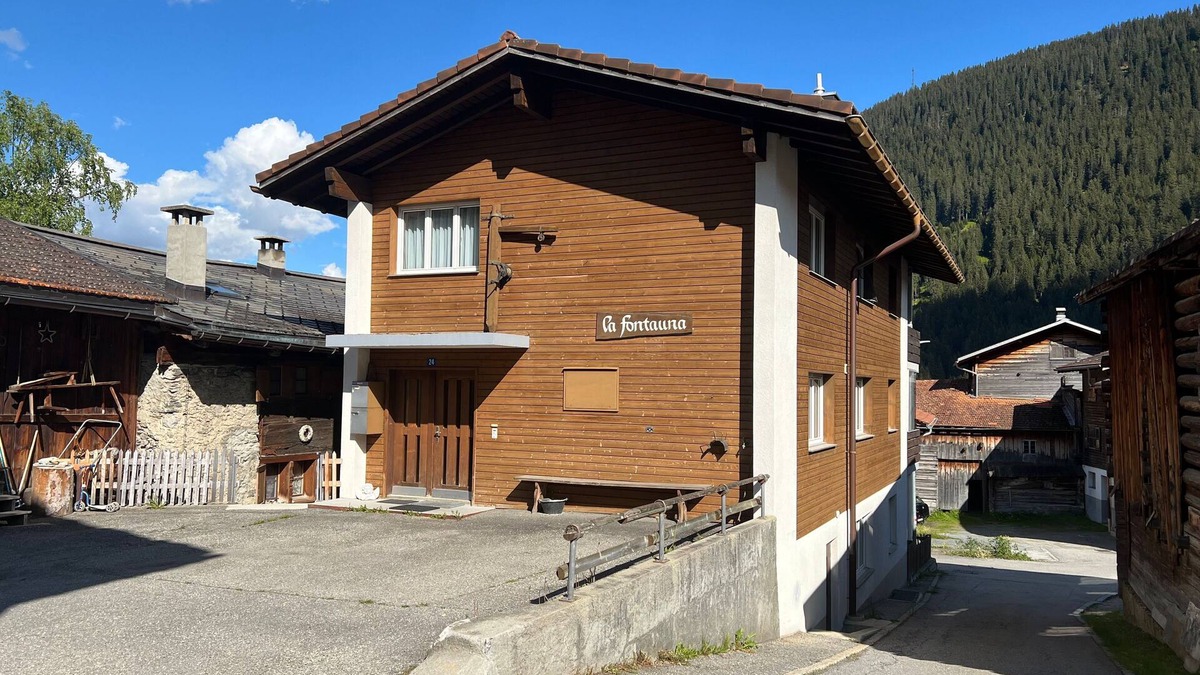 Tujetsch Apartment | Holiday apartment Rueras for 1 - 5 persons with 1 bedroom - Holiday apartment