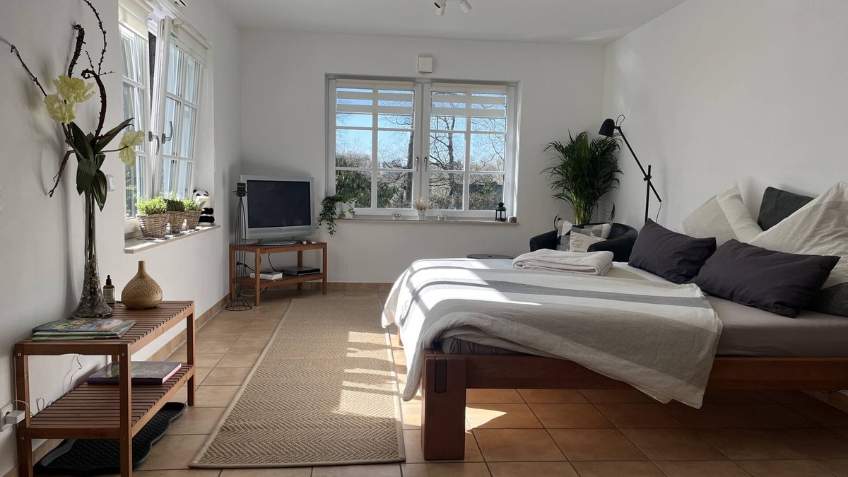 Wenden Apartment | Holiday Apartment 'SCHEPPEs AUSZEIT' with Private Terrace, Garden View and Wi-Fi