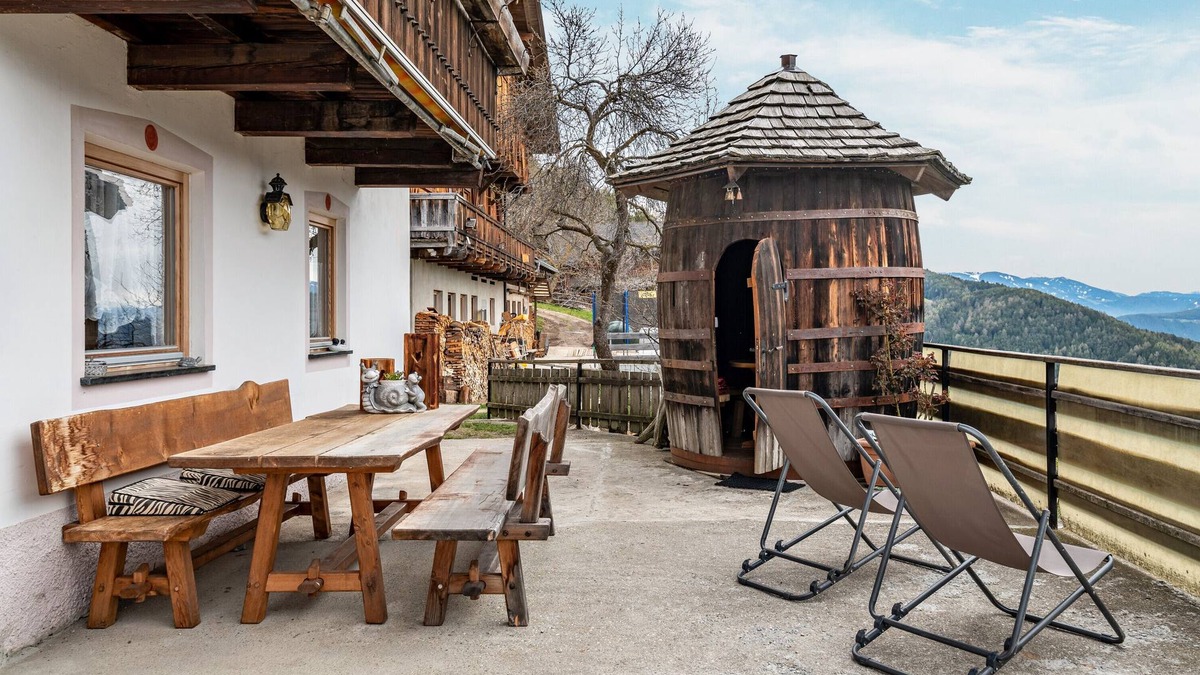 Vandoies Apartment | Holiday Apartment 'Stöcklhuberhof' with Mountain View, Shared Garden, Terrace & Wi-Fi