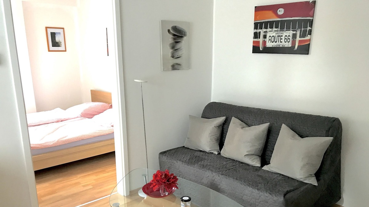 Mittelstadt Apartment | Holiday Apartment "Theaterhaus 3" with Wi-Fi