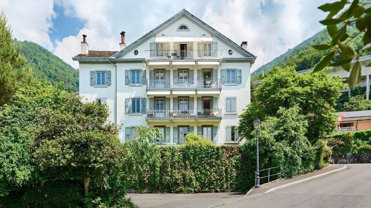 Veytaux Apartment | Holiday apartment Veytaux for 1 - 9 persons with 5 bedrooms - Holiday apartment