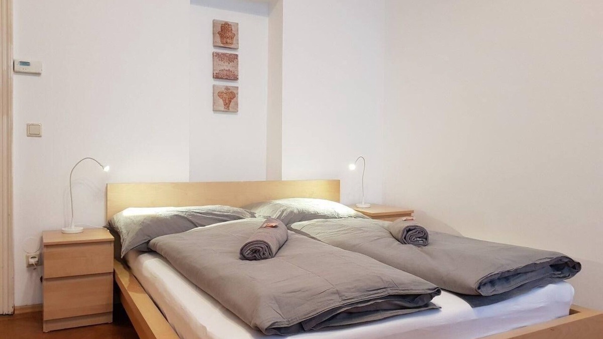 Himmelpfortgrund Apartment | Holiday apartment Vienna for 1 - 4 persons with 1 bedroom - Holiday apartment in one or multi-family