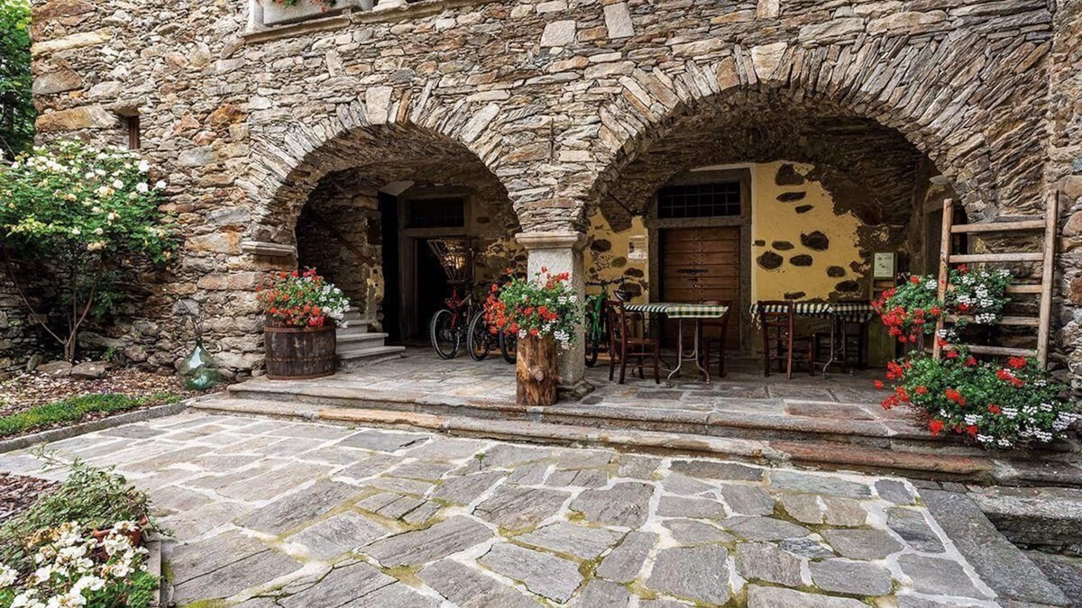Borgomezzavalle House | Holiday apartment Viganella for 6 - 10 persons with 5 bedrooms - Holiday house
