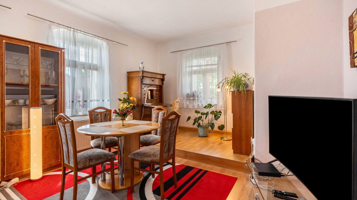 Moritzburg Apartment | Holiday Apartment with Pool - Moritzburg, with Private Terrace and Wi-Fi