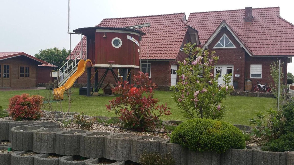 Wirdum House | Holiday apartment Wirdum for 1 - 4 persons with 1 bedroom - Holiday house