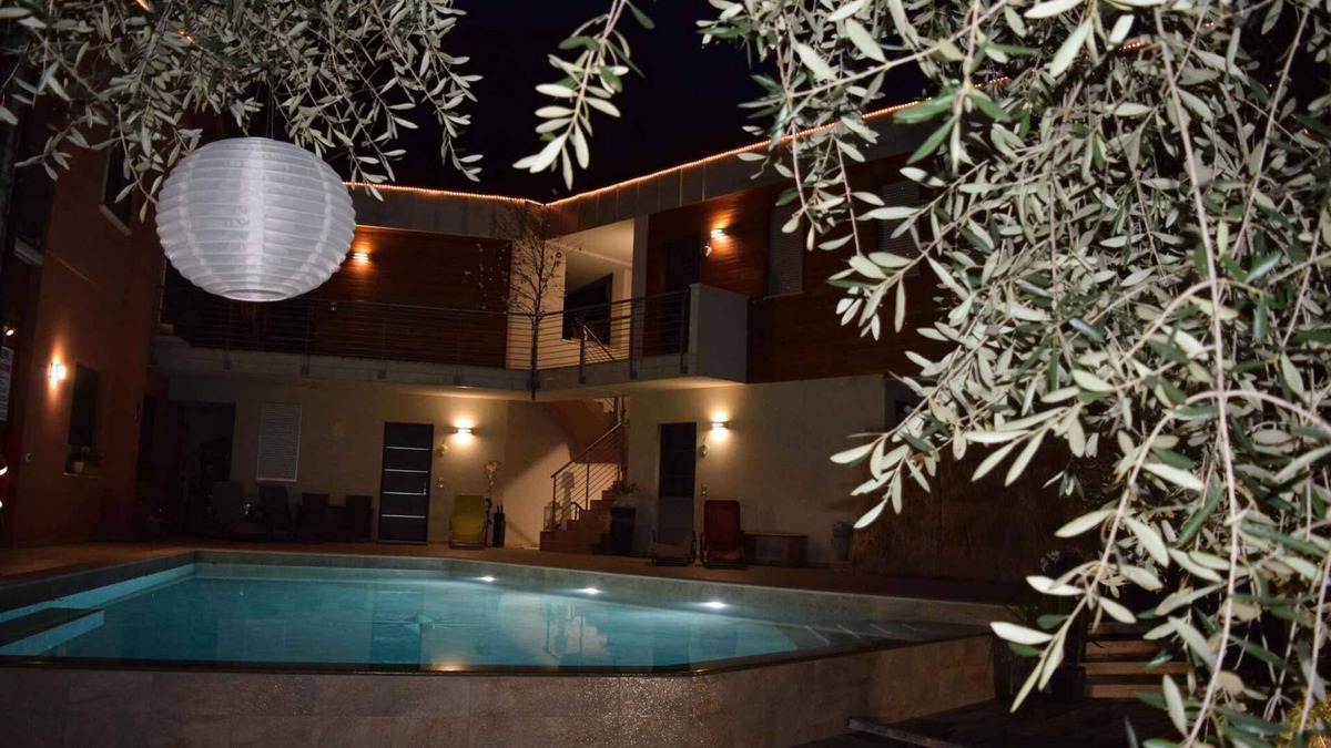 Campagnola Apartment | Holiday apartment with terrace and pool