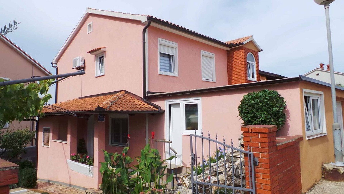Medulin Apartment | Holiday apartment with air conditioning and 2 bathrooms