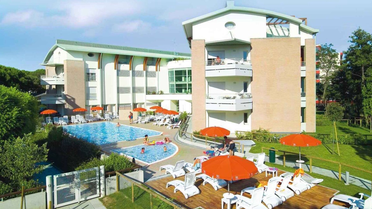 Bibione Pineda Apartment | Holiday apartment with balcony and air conditioning