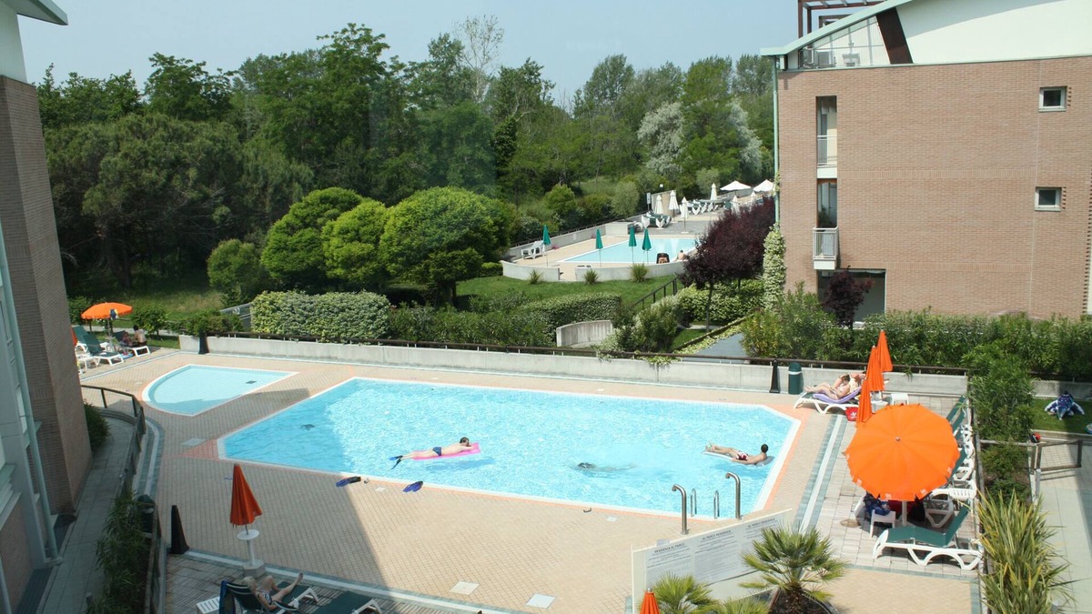 Bibione Pineda Apartment | Holiday apartment with terrace and air conditioning