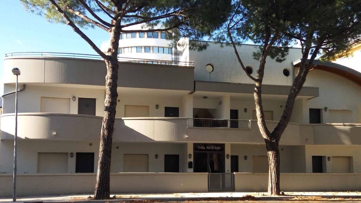 Lignano Sabbiadoro Apartment | Holiday apartment with balcony and air conditioning