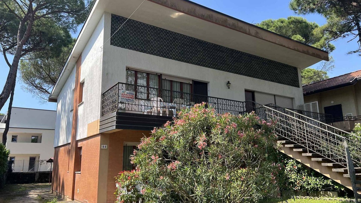 Lignano Pineta Apartment | Holiday apartment with air conditioning and terrace in Lignano