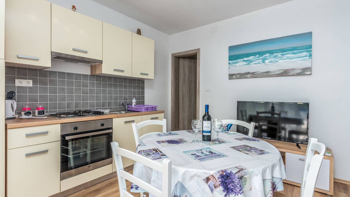 Soline Apartment | Holiday apartment with sea view and air conditioning