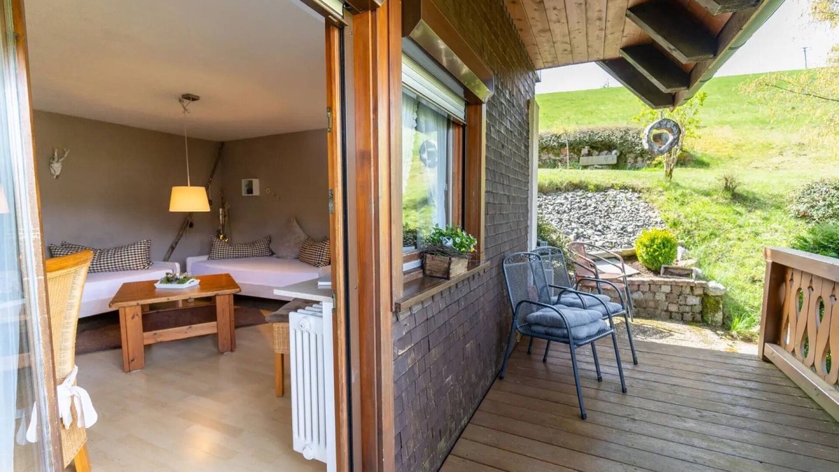 Schonach im Schwarzwald Apartment | Holiday Apartment 'Wohnung Winterberg' with Mountain View, Private Terrace and Wi-Fi