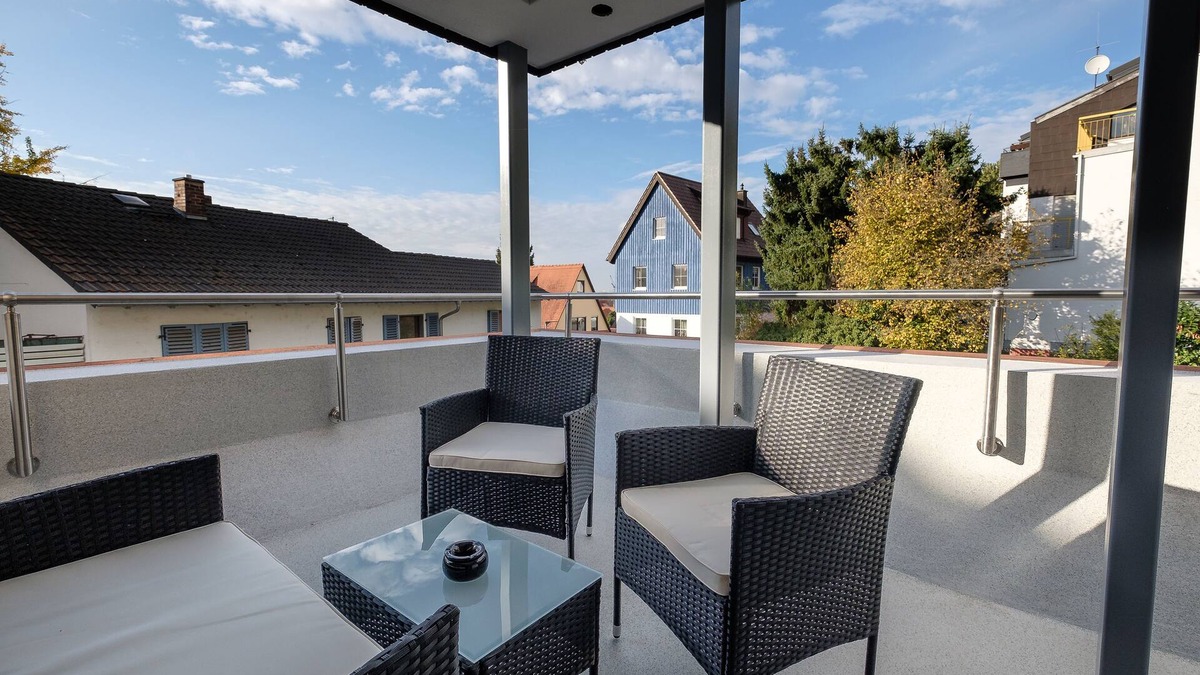 Zwingenberg Apartment | Holiday Apartment Zwingenberg, Apartment 2 with terrace, quiet and central