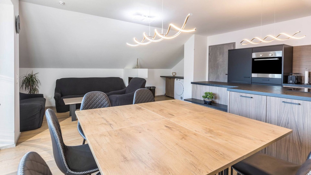 Geisingen Apartment | Holiday Apartment 'Zeichner' with Mountain View, Balcony & Wi-Fi