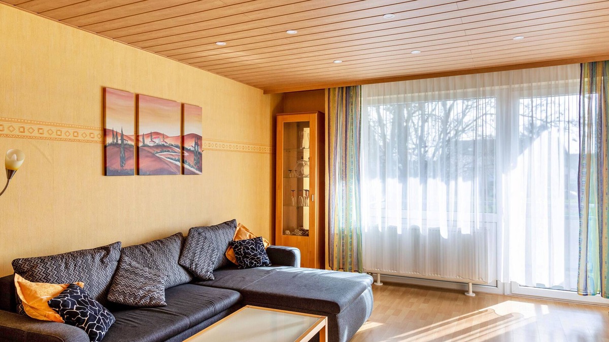 Mainz-Bingen Apartment | Holiday Apartment "Zum Rochusberg 2" with Balcony & Wi-Fi