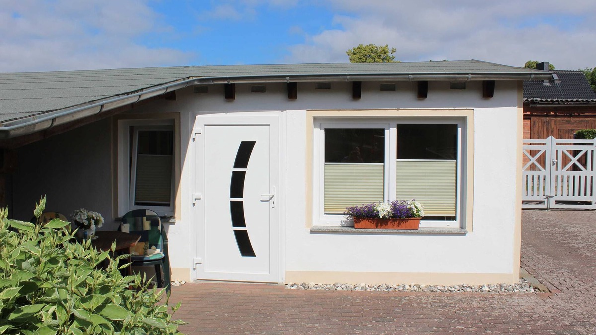 Wolgast Apartment | Holiday bungalow water lily