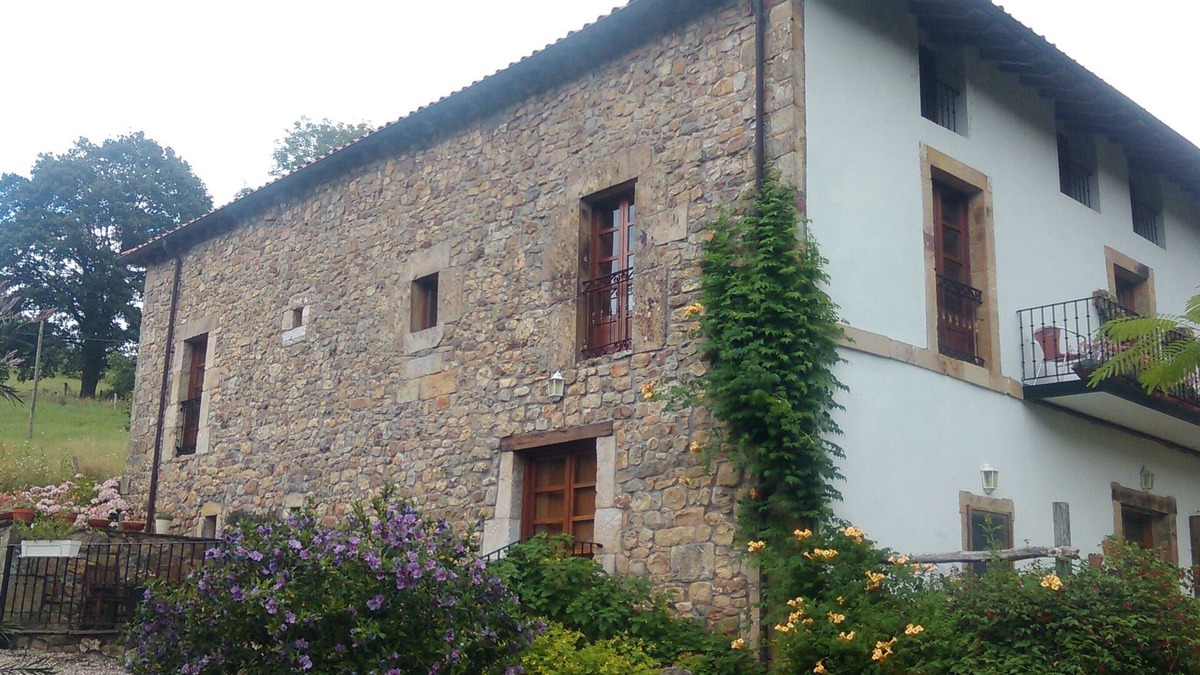 El Corral Apartment | Holiday cottages in the countryside just 10 minutes from Cabarceno