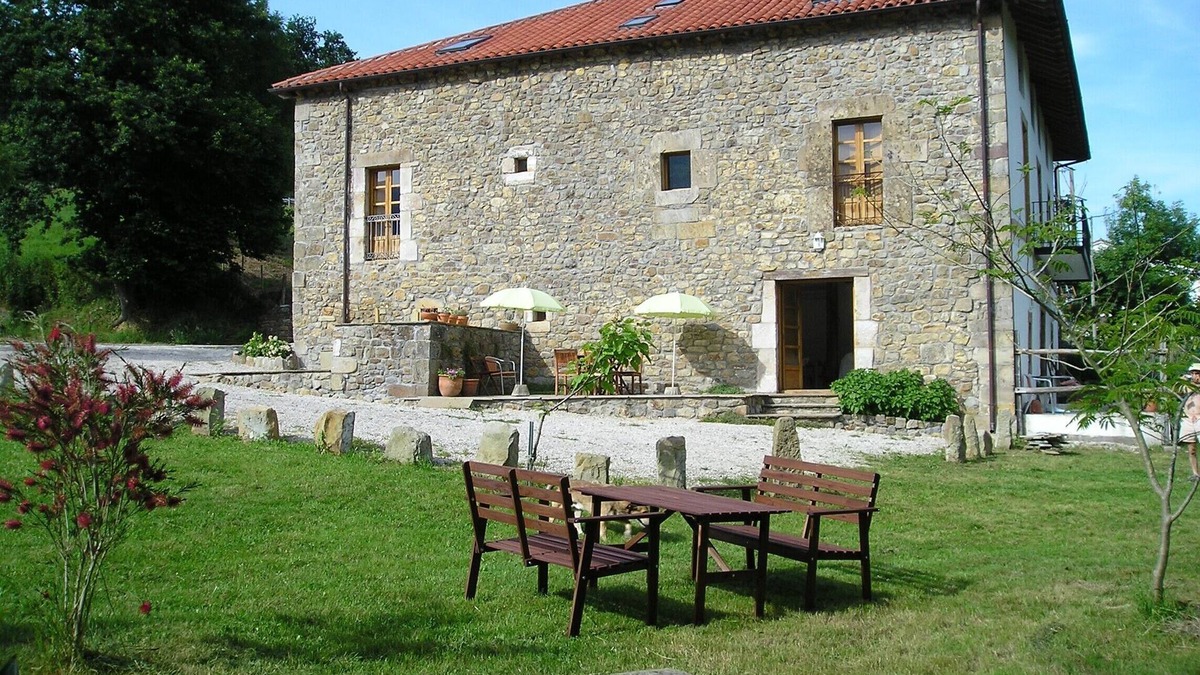 El Corral Apartment | Holiday cottages in the countryside just 10 minutes from Cabarceno
