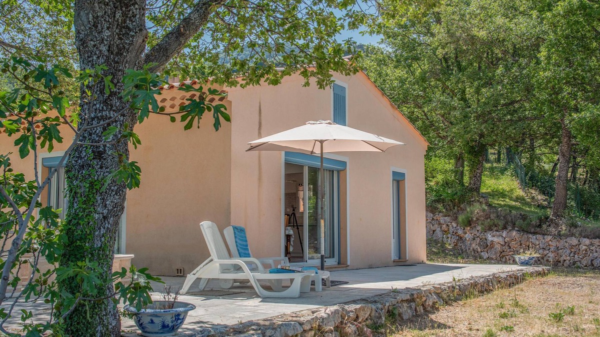 Aiguines House | Holiday cottage with view and close to the lake
