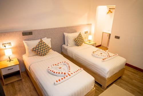 Dhiffushi House | Holiday Crib