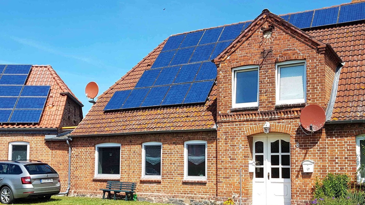 Gollwitz Apartment | Holiday apartment Erika - Cozy half of the house in Gollwitz for 5 people and a