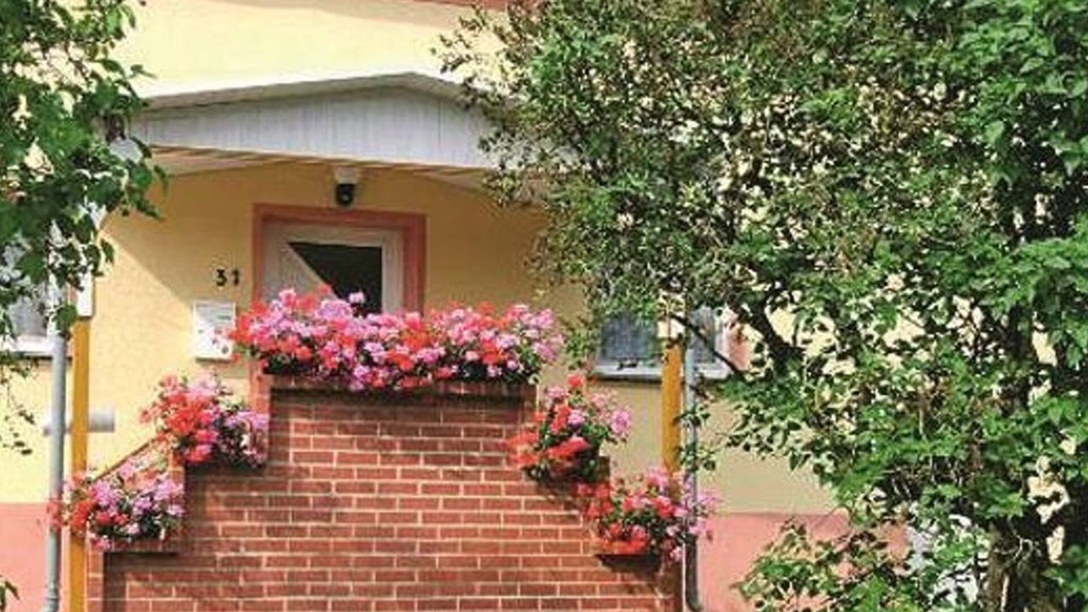 Esch House | Holiday Edenhofer - 8-bed cottage
