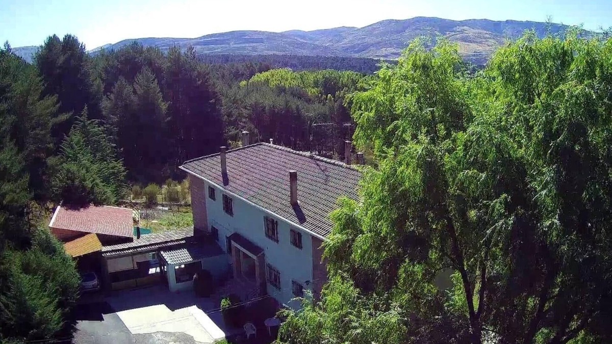 Navarredonda de Gredos Apartment | Holiday apartment Navarredonda de Gredos for 2 - 5 persons with 2 bedrooms - Holiday apartment in on