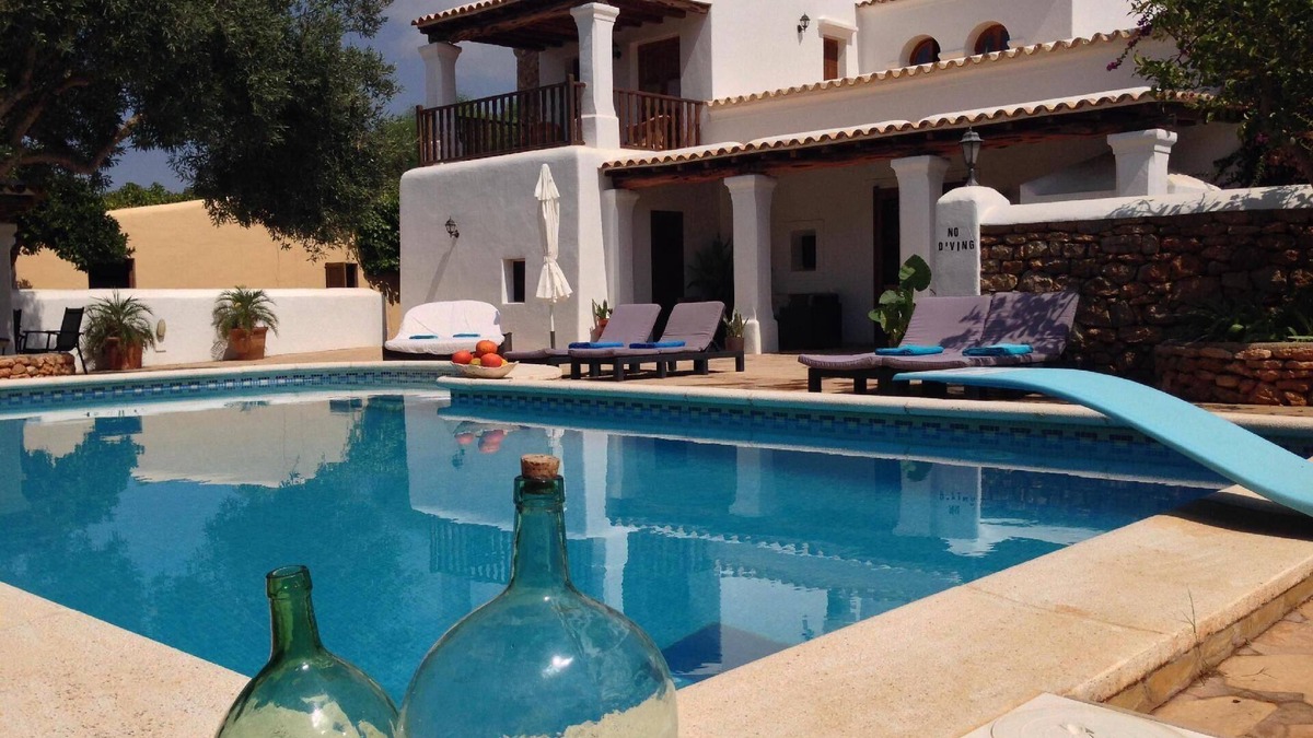 Sant Carles de Peralta House | Holiday house Sant Carles de Peralta for 2 - 8 persons with 4 bedrooms - Holiday house