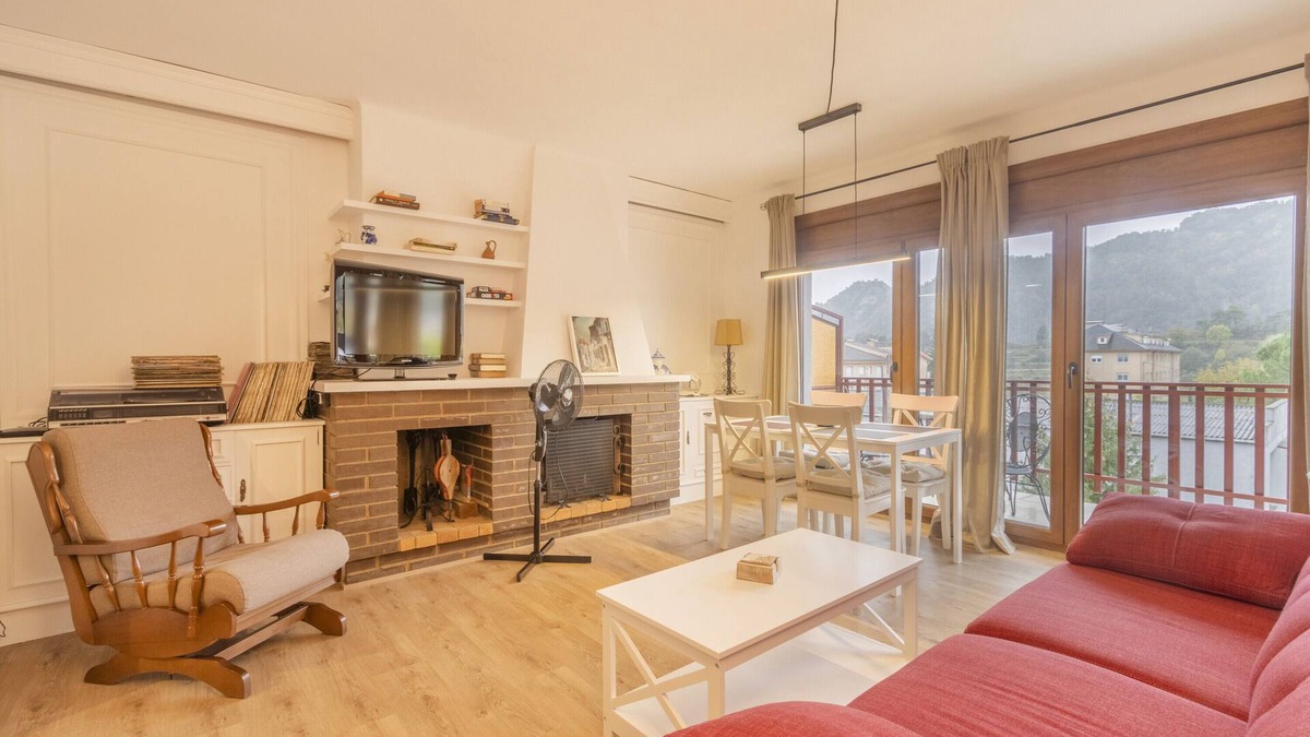 Sant Llorenc de Morunys Apartment | Holiday Apartment "Vall De Lord" with Mountain View, Private Terrace & Wi-Fi