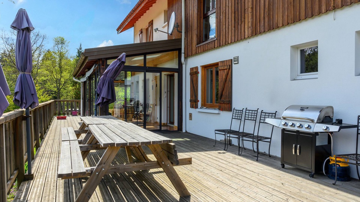 Ban-sur-Meurthe-Clefcy House | Holiday Home 'Gîte La Ramée' with Mountain View, Private Terrace and Wi-Fi