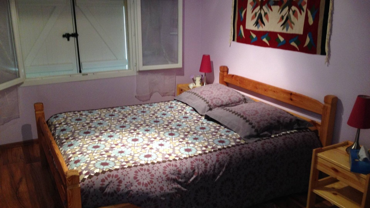 Saint-Michel-de-Fronsac Cottage | HOLIDAY COTTAGE FURNITURE