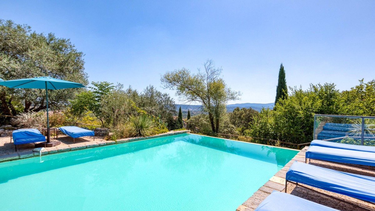Notre-Dame-de-Londres House | Holiday Home 'Mas Grand Bosc' with Shared Pool, Private Terrace and Wi-Fi