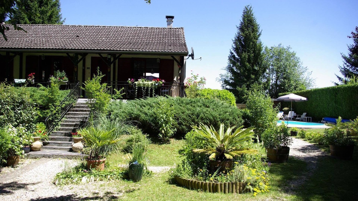 Thury House | Holiday house Thury for 1 - 6 persons with 3 bedrooms - Holiday house