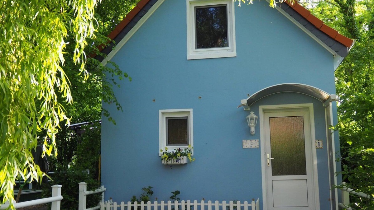 Padingbuttel House | Holiday Home "Lübs" with Private Garden & Wi-Fi