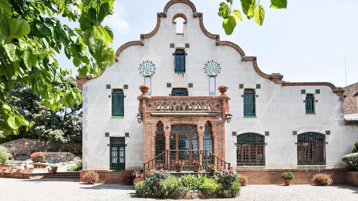 Castellar del Valles House | Holiday house Castellar del Valles for 1 - 16 persons with 6 bedrooms - Holiday house