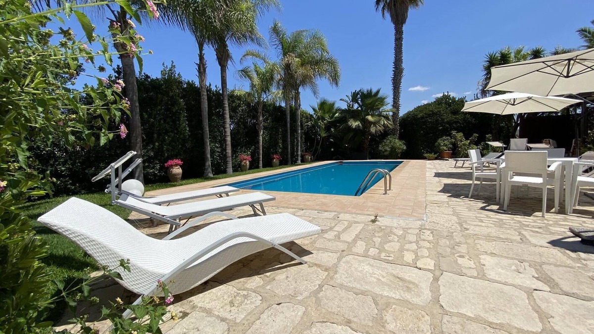 Caucana-finaiti-casuzze-finaiti Nord House | Holiday house Santa Croce Camerina for 1 - 12 persons with 5 bedrooms - Holiday home