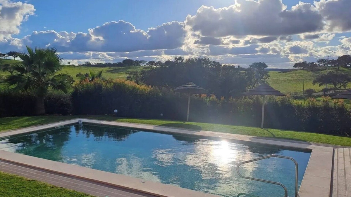 Aldeia dos Palheiros Apartment | Holiday Home 'Herdade Monte Gordo - Casa 4' with Shared Pool, Wi-Fi and Air Conditioning