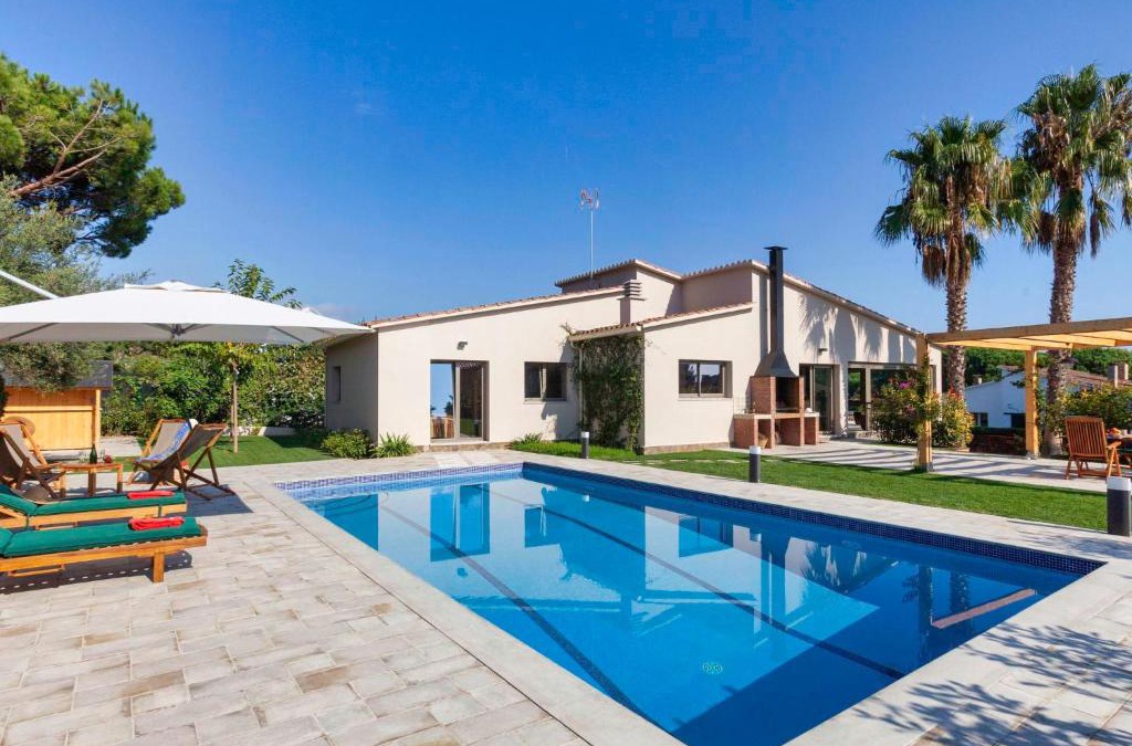Calonge House | Holiday Home Emporion by Interhome